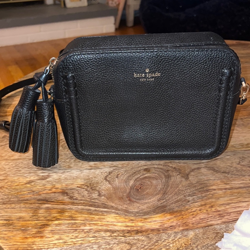 Kate spade classic crossbody